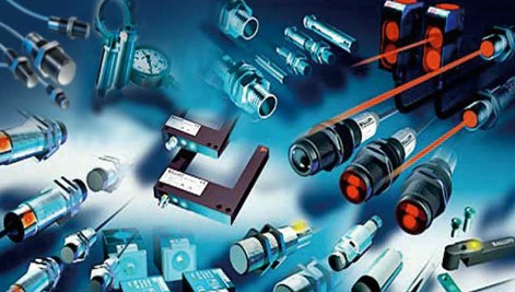 近三年應用電子技術專業(yè)錄取的高校最低分排序